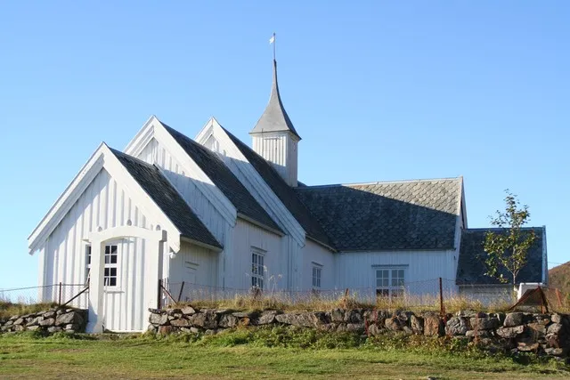 Øksnes kirke