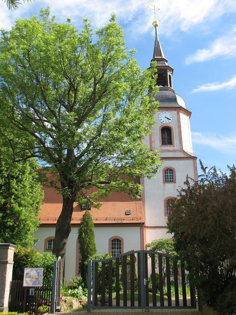 Kirche Gerichshain Eingang
