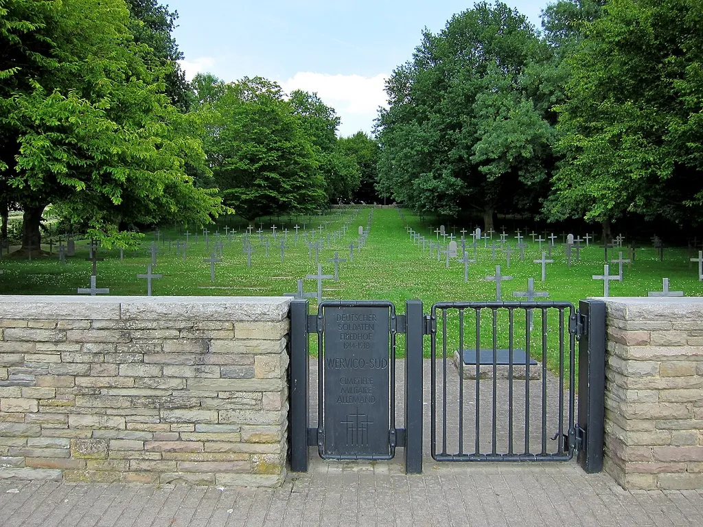 Le cimetière allemand de Wervicq-Sud (Nord).