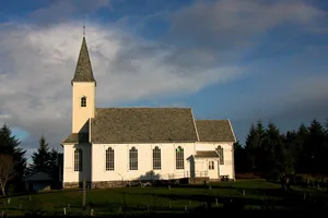 Mjømna Church