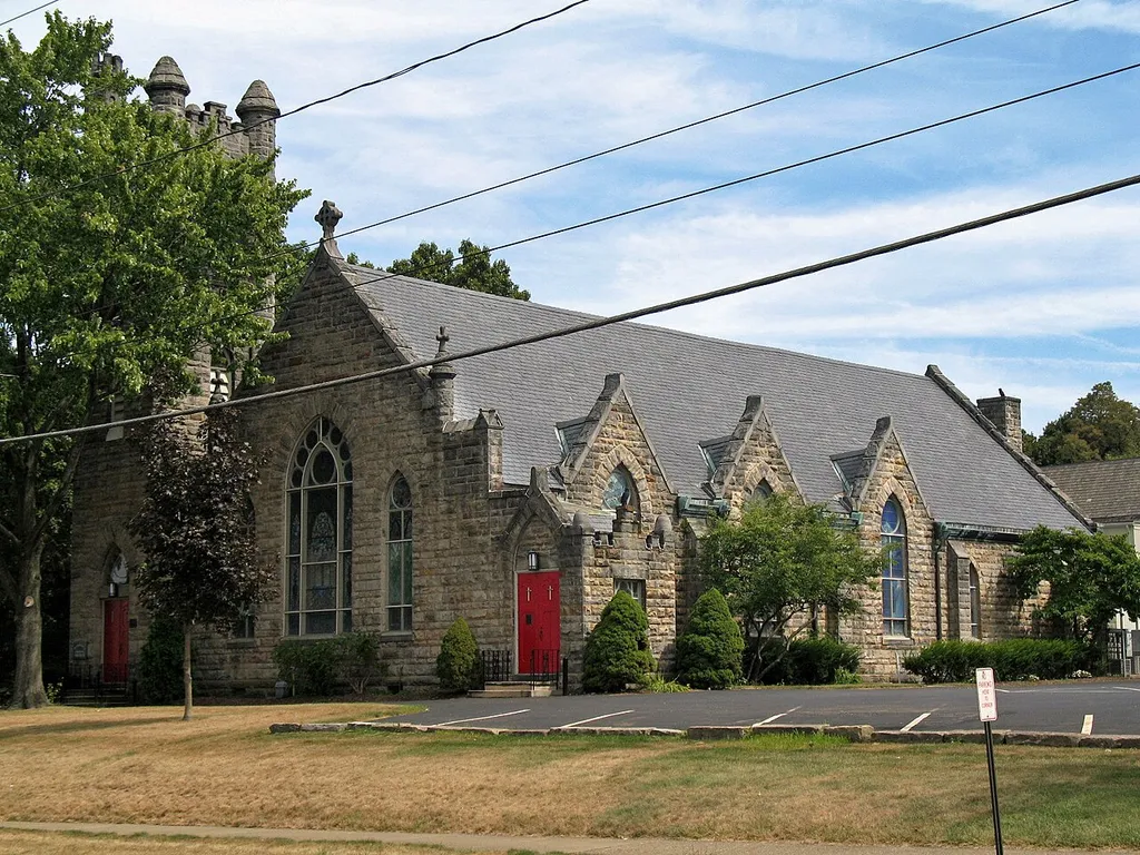 Registered Historic Places in Stark County, Ohio. St. Timothy's Protestant Episcopal, 226 SE 3rd St., Massillon, Ohio, USA. Photographed 2008-08-23 from the northwest corner of Third St. and Oak Ave. Camera location40° 47′ 41.34″ N, 81° 31′ 05.79″ W View this and other nearby images on: OpenStreetMap 40.794817; -81.518275
