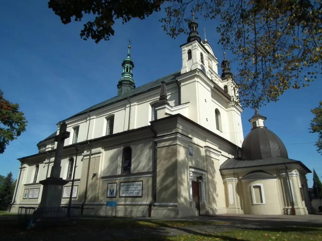 Zespół klasztorny dominikanów: - Kościół św. Jana Chrzciciela (1694 - XVIII) - Klasztor (1715-1720, pocz. XIX) - Kaplica p.w. Objawienia NMP (2 poł. XVIII) - Cmentarz kościelny - Dzwonnica-brama (1 poł. XVIII) - Ogrodzenie z bramkami (1 poł. XVIII) Janów Lubelski, miasto Janów Lubelski
