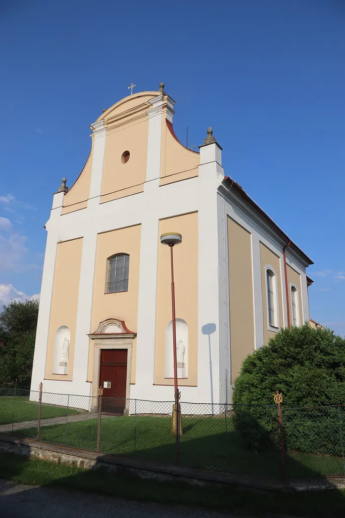 Overview of Church of the Visitation of Our Lady in Martínkov, Třebíč District.