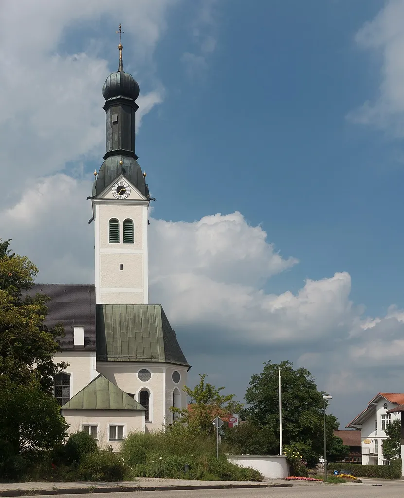 Rimsting, church: die Katholische Pfarrkirche Sankt Nikolaus