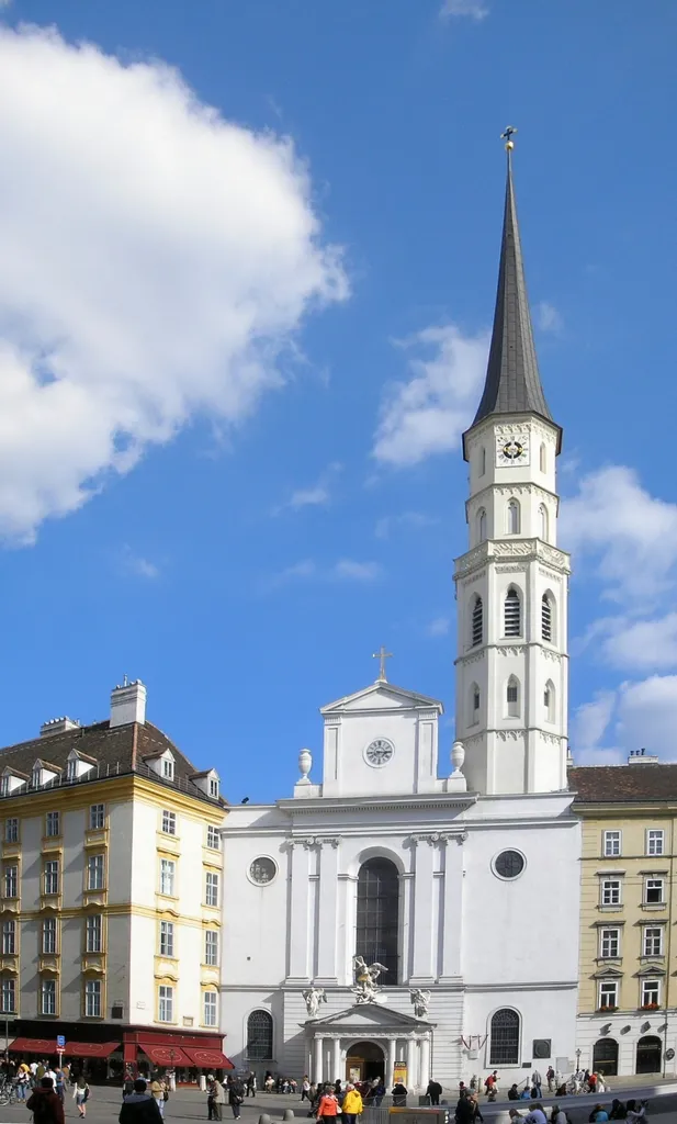 Michaelerkirche in Vienna This media shows the protected monument with ObjektID 40779 in Austria. (Commons, de, Wikidata)