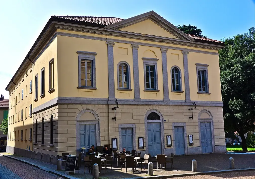 Teatro Sociale (building)