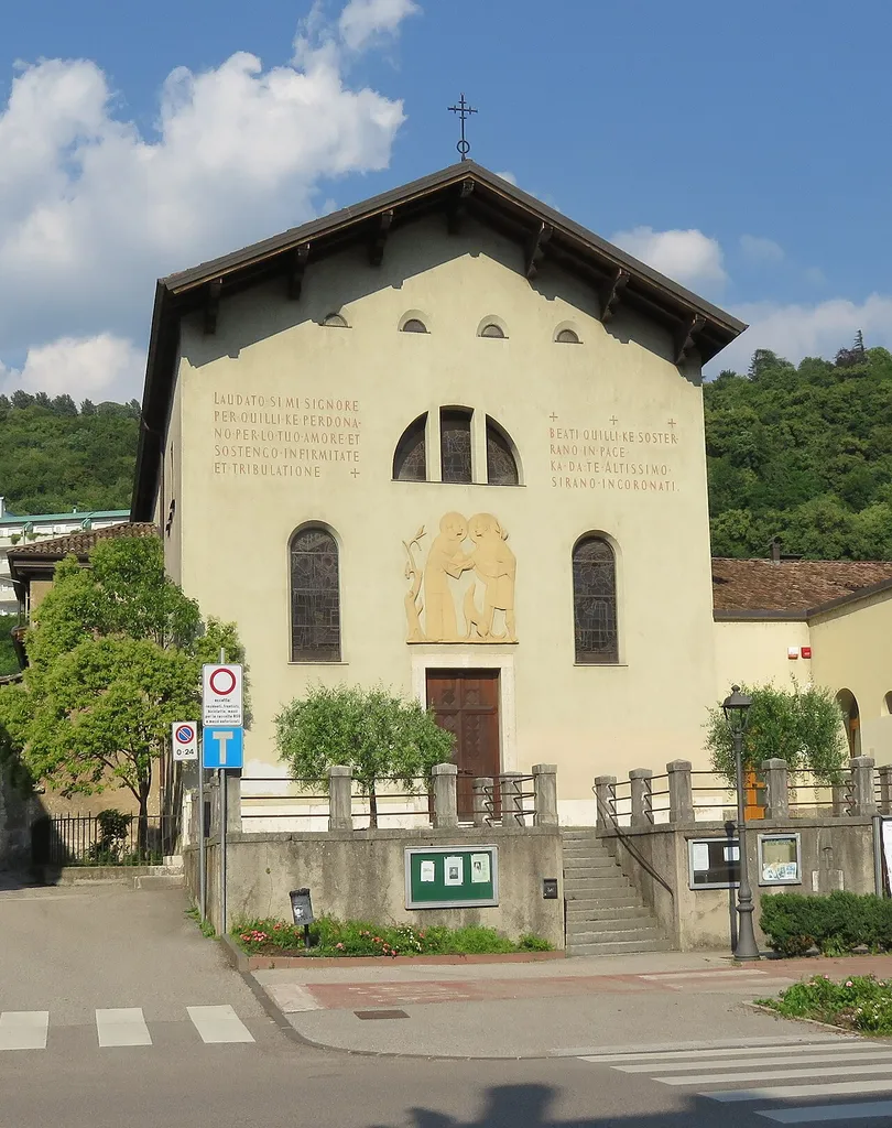 Facciata della chiesa