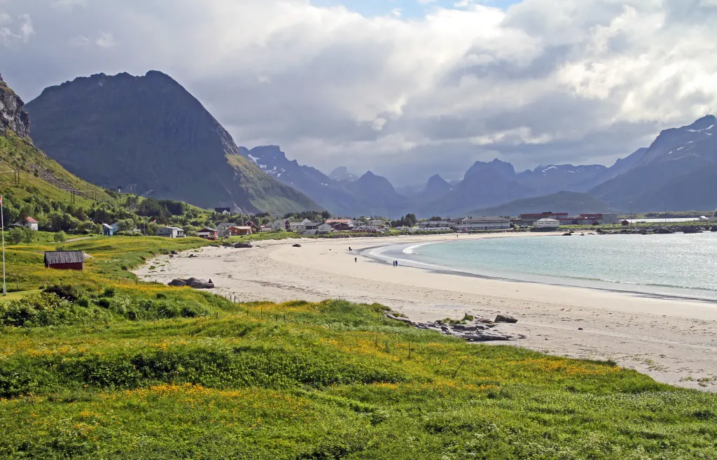 Flakstadøya