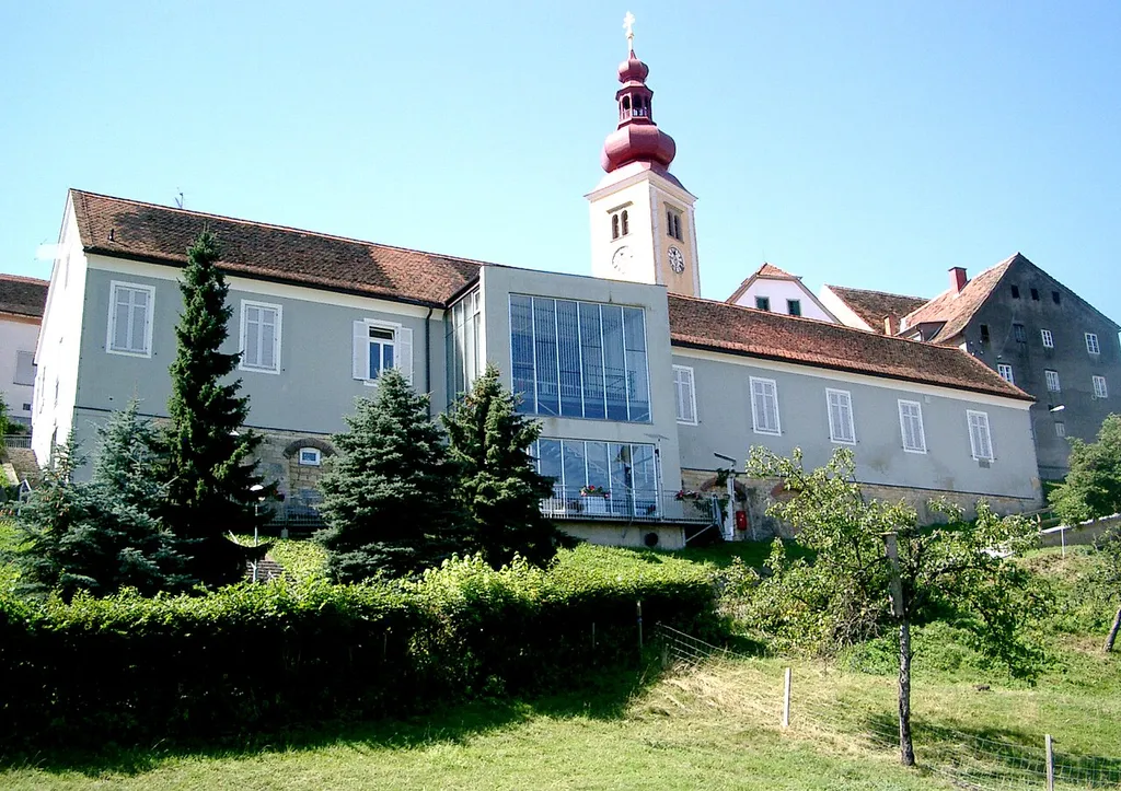 Kulturhaus (ehem. Klosterschule), Straden, Steiermark.