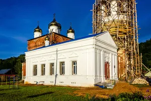 Saint Nicholas Church, Isady,