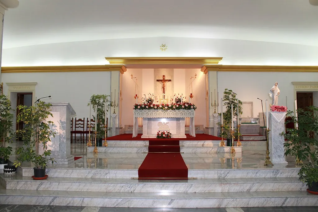 Altare Maggiore della Chiesa dei Santi Pietro e Paolo in Cagliari.