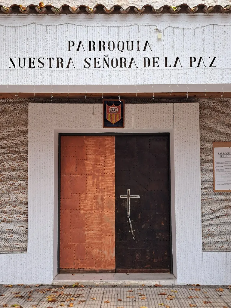 Portalada d'a ilesia de Nuestra Sinyora d'a Paz, Zaragoza