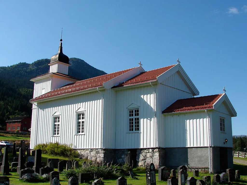 Mo kirke i Telemark