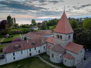 Sainte-Marie-Madeleine reformed church and priory