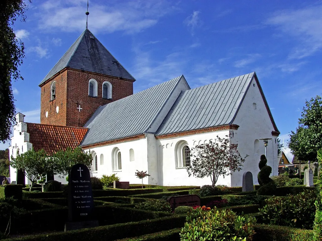 Albæk kirke (Randers) fra sydøst