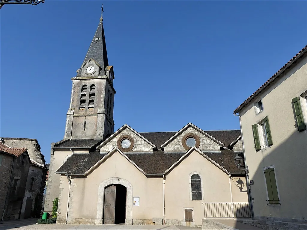 L'église de La Cavalerie, Aveyron, France.