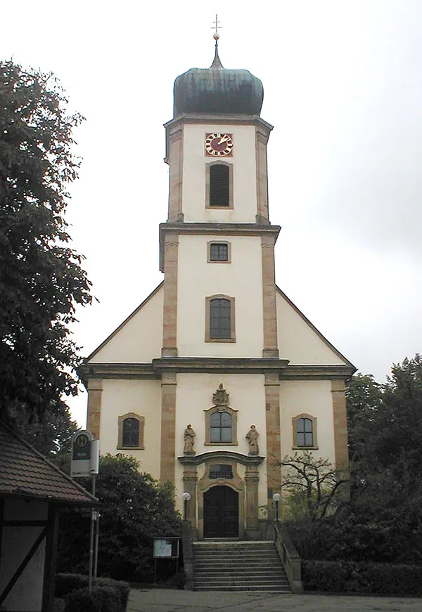 Kirche Mariä Himmelfahrt in Kochertürn. Errichtet 1752, abgebrannt 1809 und 1845.