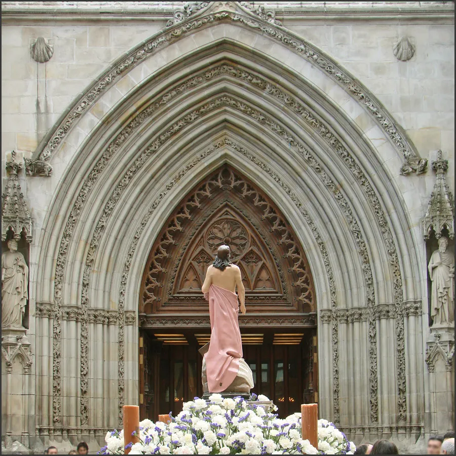 West portal of the Cathedral of Bilbao
