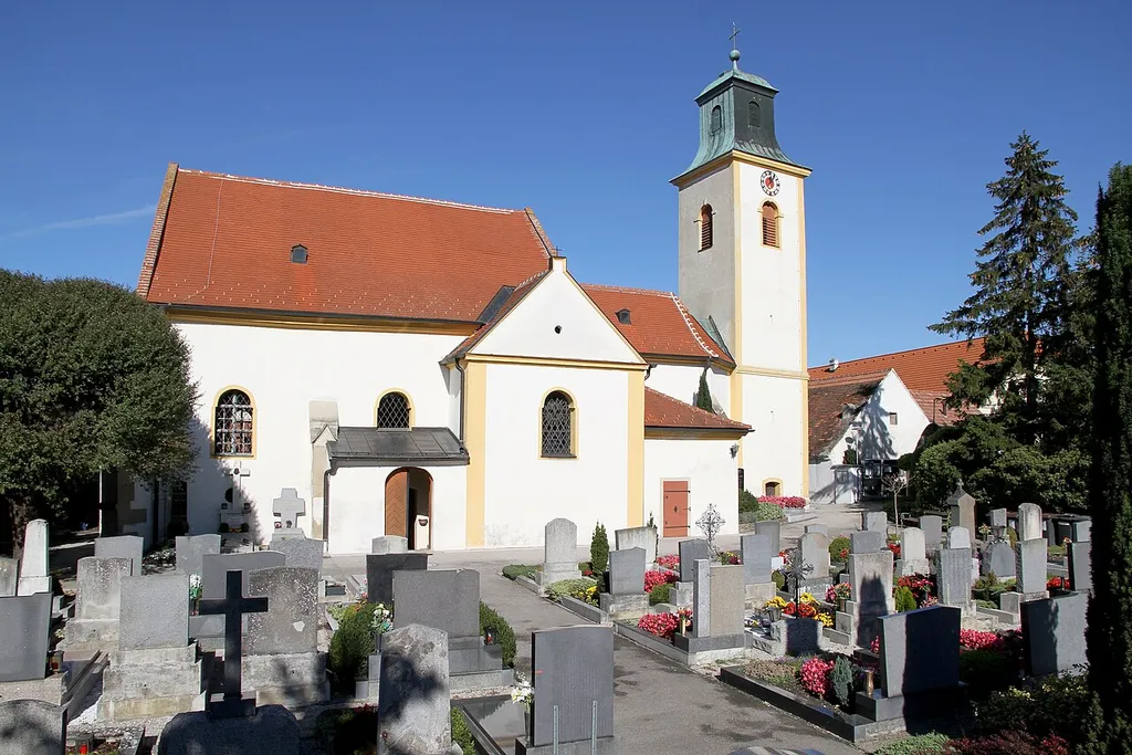 Katholische Pfarrkirche hl. Johannes d. T. in Freundorf, ein Ortsteil der niederösterreichischen Marktgemeinde Judenau-Baumgarten.