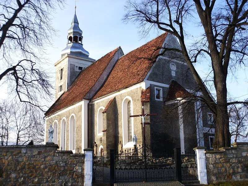 Lubiatów - kościół filialny p.w. Najświętszego Serca Jezusa (zabytek nr rejestr. A/2206/539)