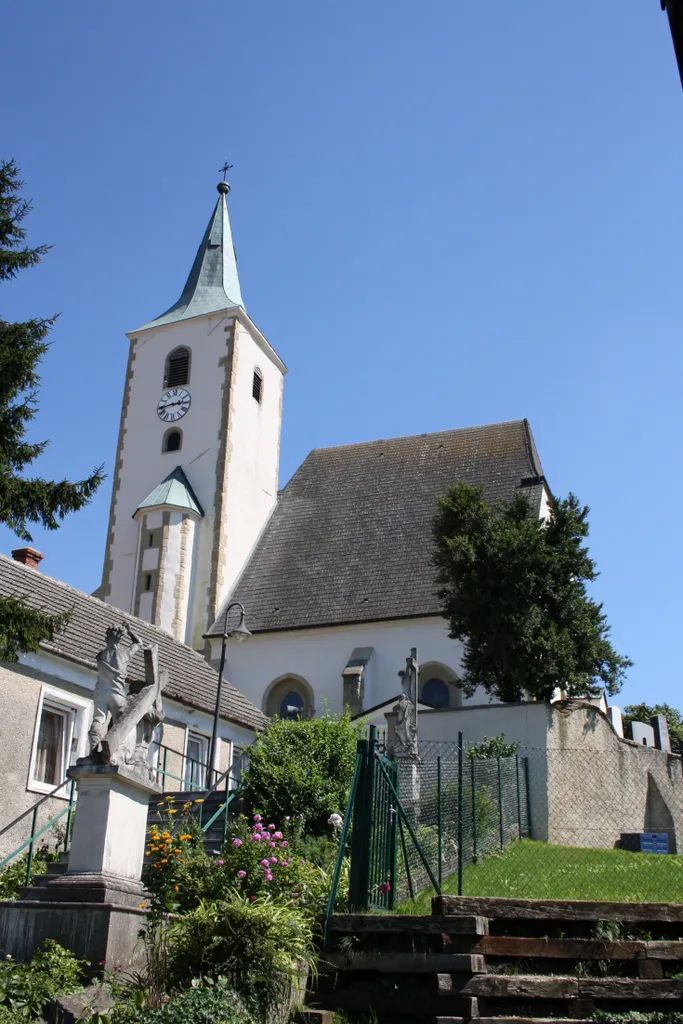 Die Pfarrkirche der niederösterreichischen Gemeinde Tulbing.