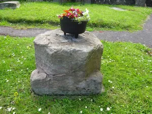 Cross in All Saints' churchyard