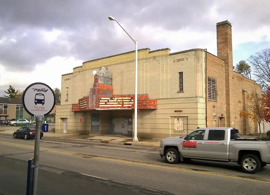 4 Star Theatre