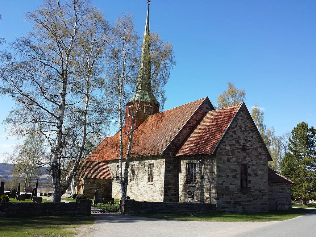 Fotoet viser øst og sørfasaden