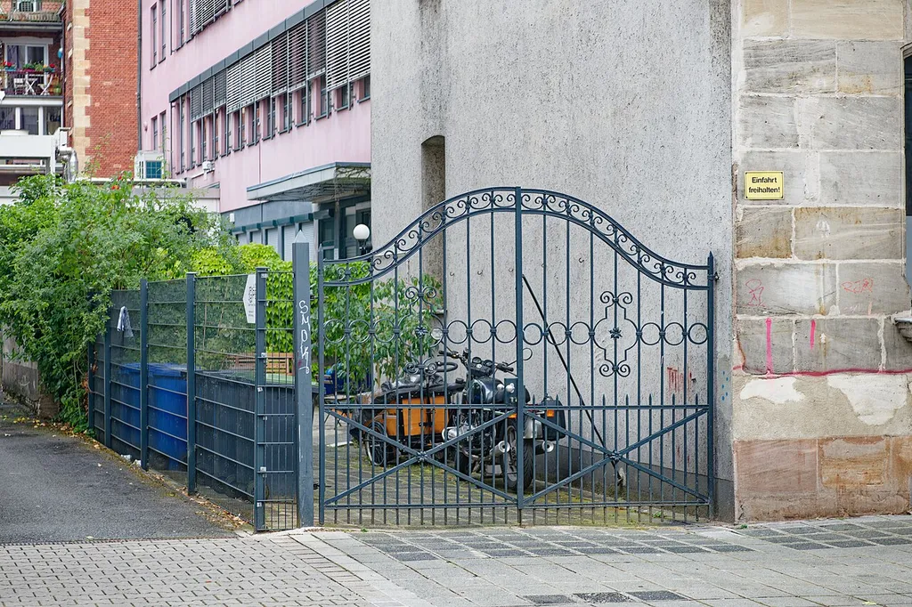 Gartentor Adam-Klein-Straße 30 in Nürnberg