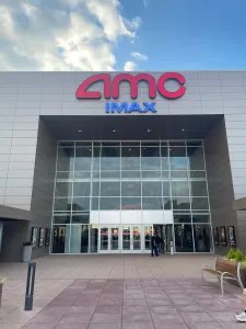 AMC Oakbrook Center 12