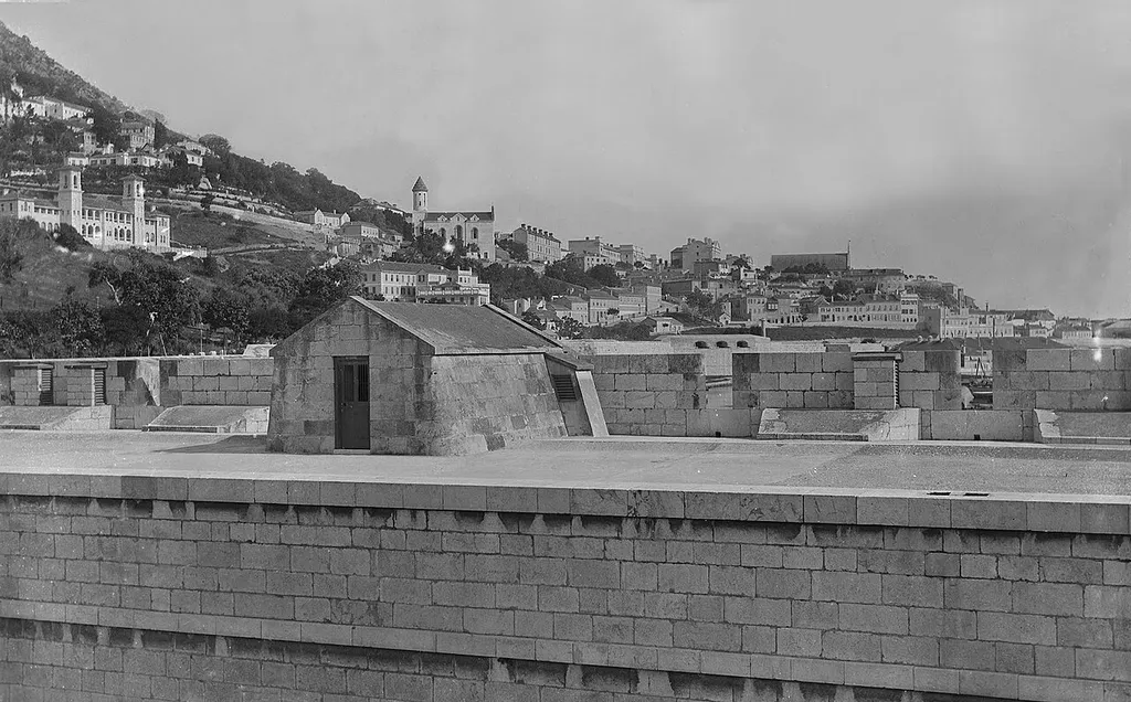 South from Jumper's Bastion. Photograph from c. 1880 byGeorge Washington Wilson (died 1893) of a place in Gibraltar - images found by Neville Chipolina
