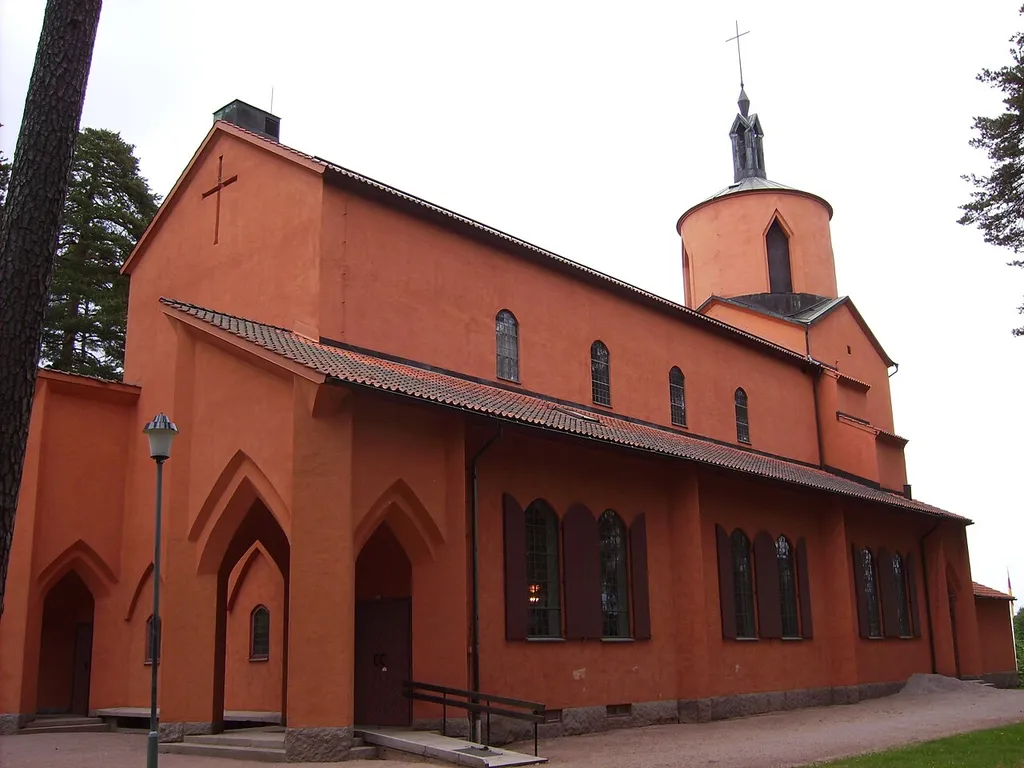 Exterior - Tranås kyrka, Småland. The town Tranås (1919) built a new church 1930, the architect got inspiration from the early Christian basilicas, before that the town people used the church in Säby, 6 km south of Tranås.