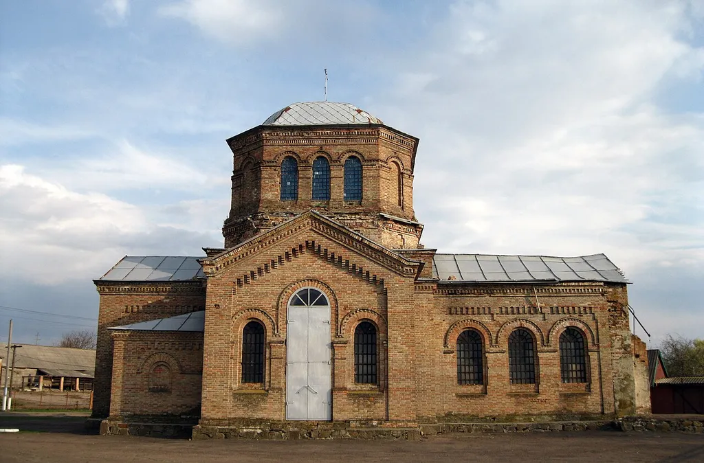Церква Св. Йосипа Обручника в селі Березівка. УПЦ МП, вул. Ольховського, 149а, не діє