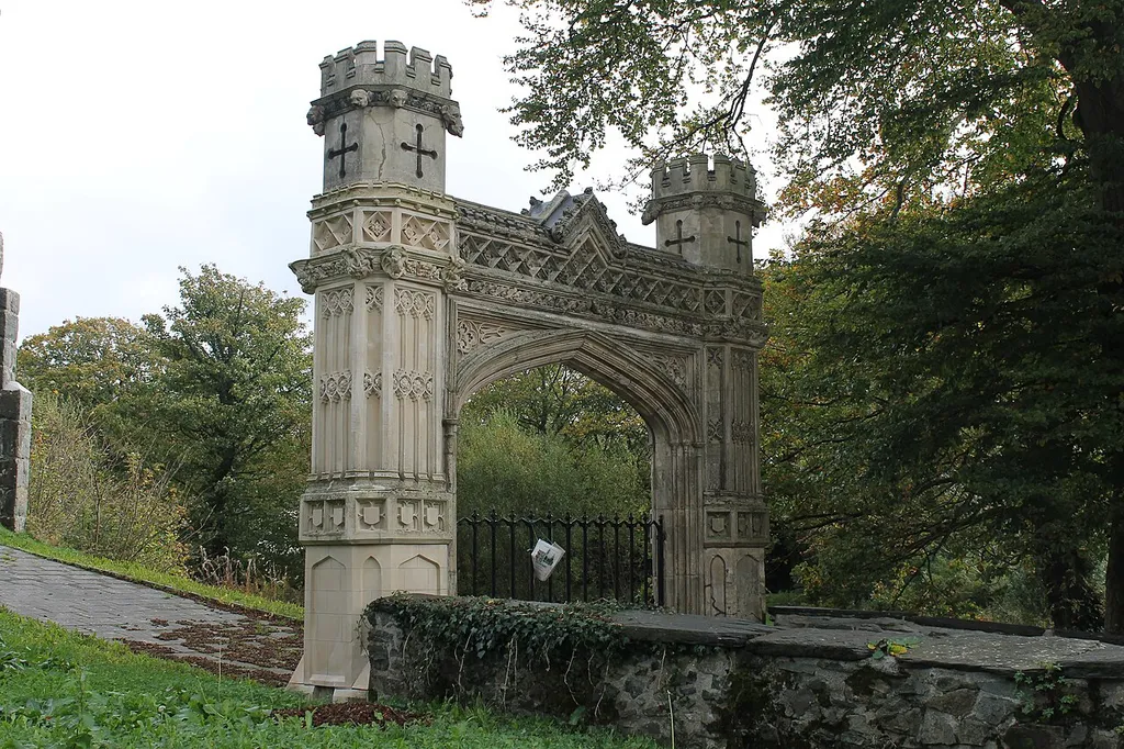 St Mary's Church, Tremadog, Gwynedd, Wales. http://www.coflein.gov.uk/en/site/33029/details/TREMADOC/ Grid Reference: SH5619240129