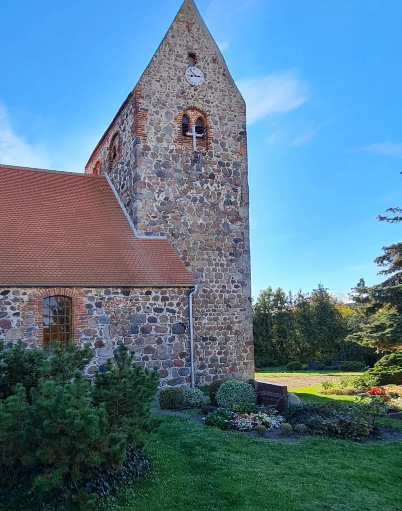 Dorfkirche Sanne von Norden