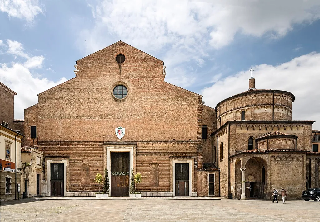 Padua Cathedral - Facade and baptistery.
