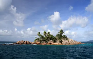 St. Pierre Island, Praslin