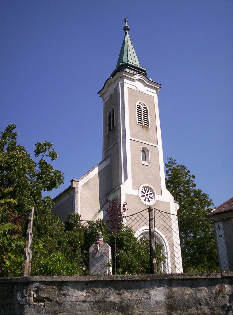 Reformed church, Veszprém-Kádárta