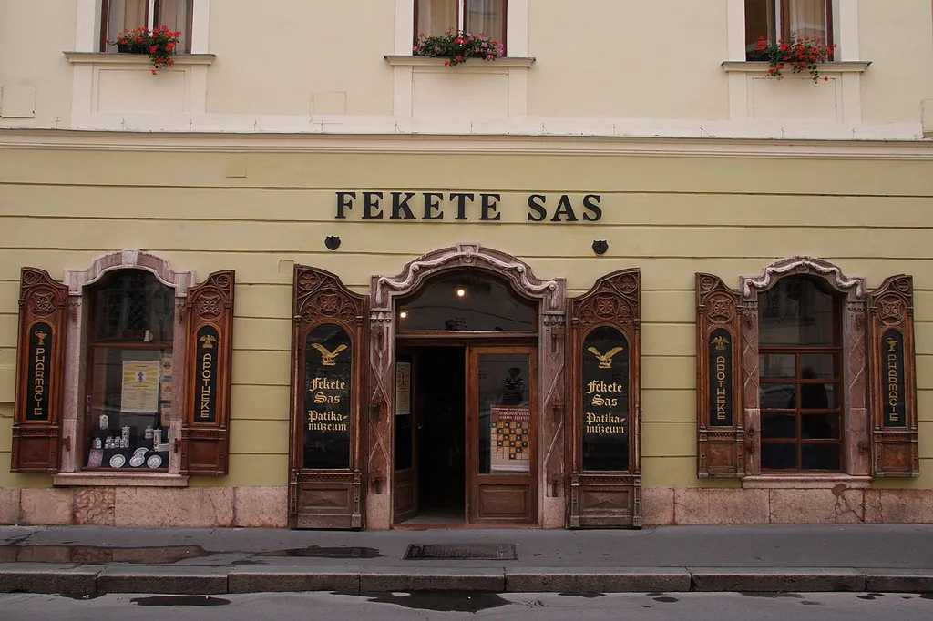 Black Eagle Pharmacy, Székesfehérvár