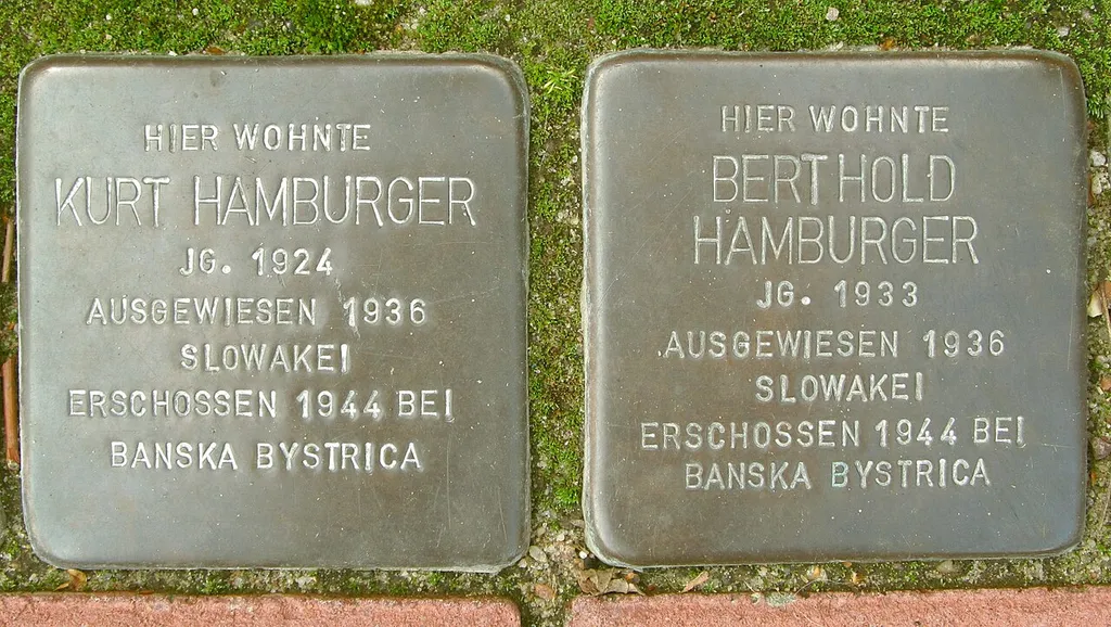 Stolperstein dedicated to Berthold Hamburger