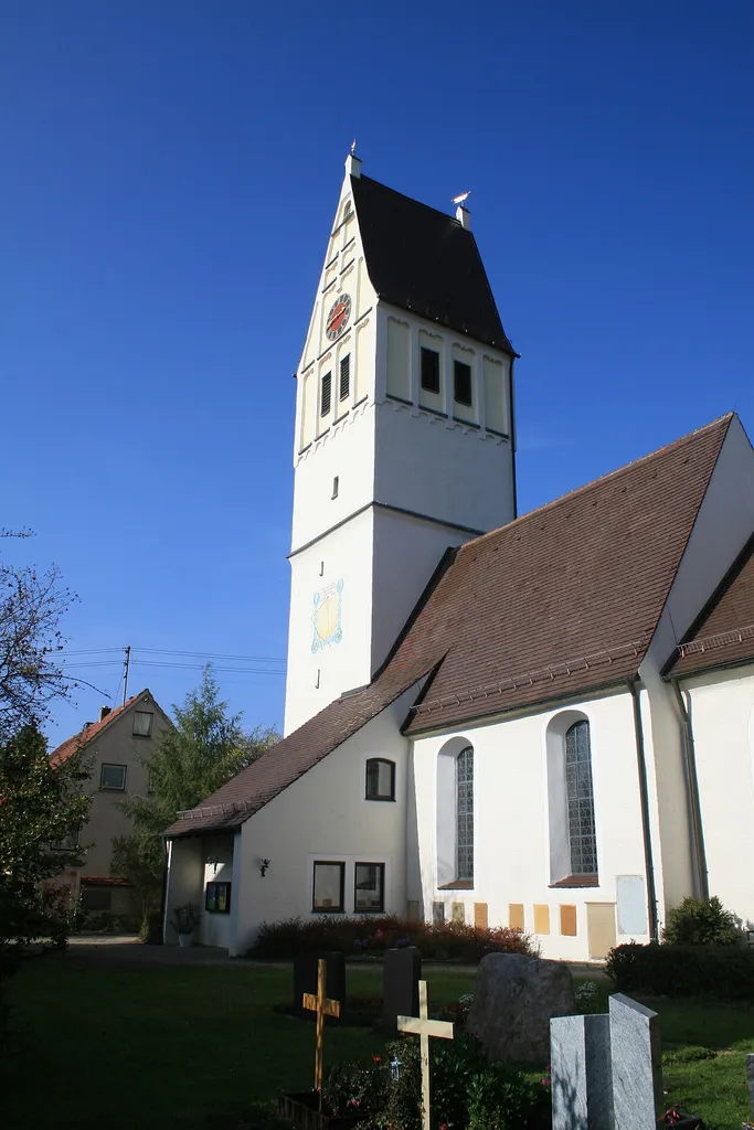 Laurentius church of Amstetten-Dorf, as seen from SE