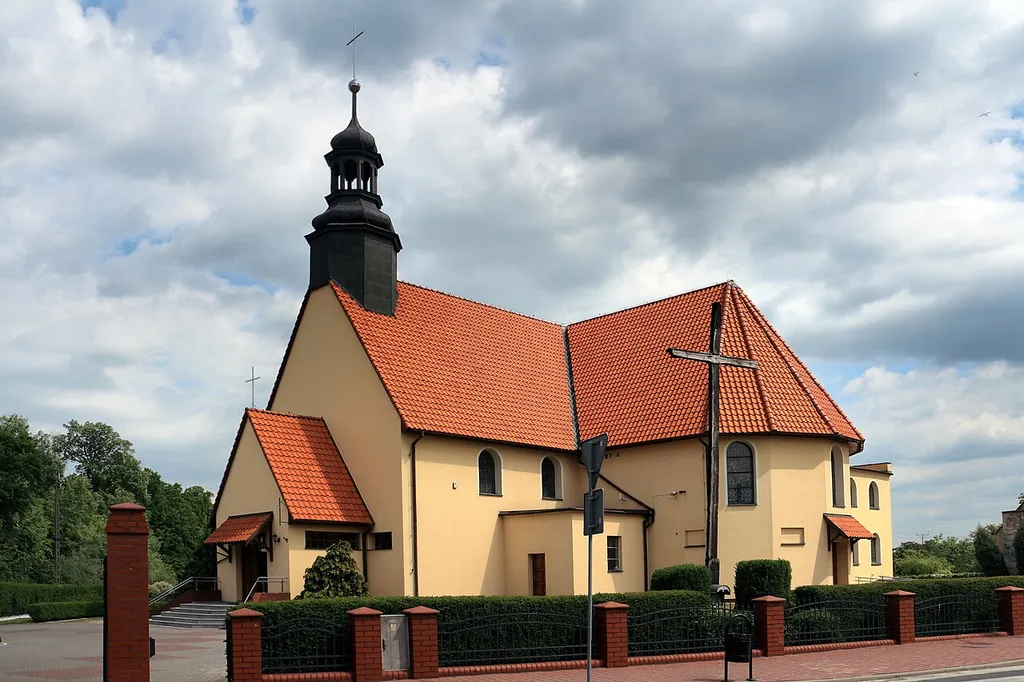 Szlichtyngowa, Rynek 28 - rzymskokatolicki kościół parafialny pw. Podwyższenia Krzyża Świętego, 1996-1999