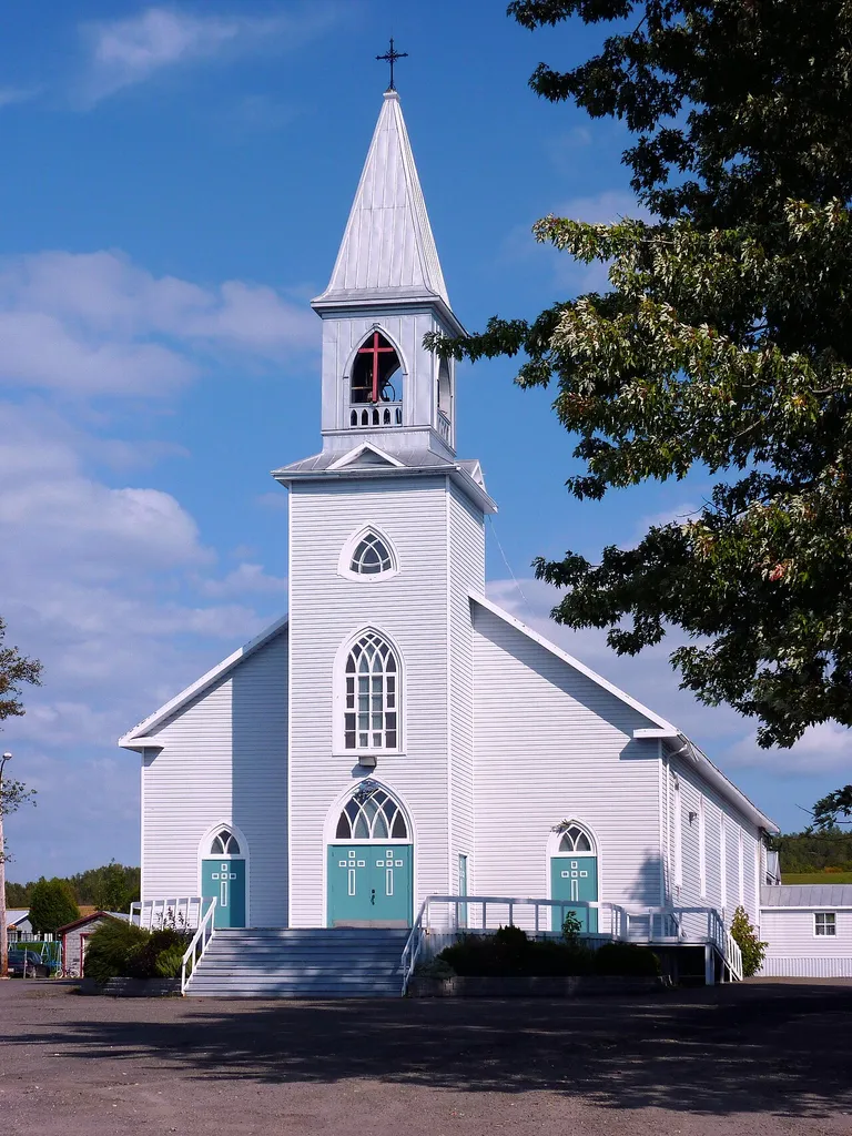 Church of Lac-des-Aigles, Quebec