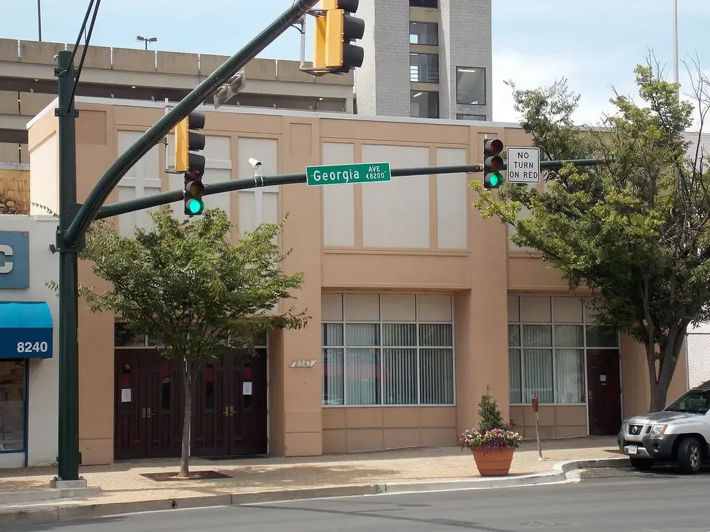 Roth's Silver Spring West Theatre