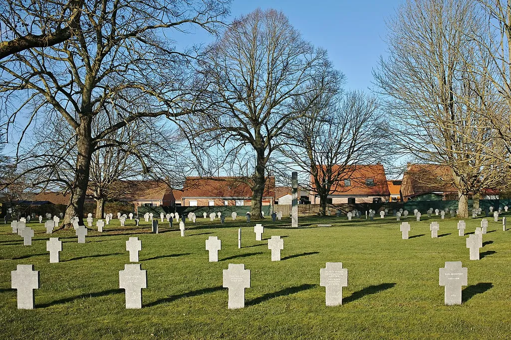 Pont-à-Vendin German military cemetery