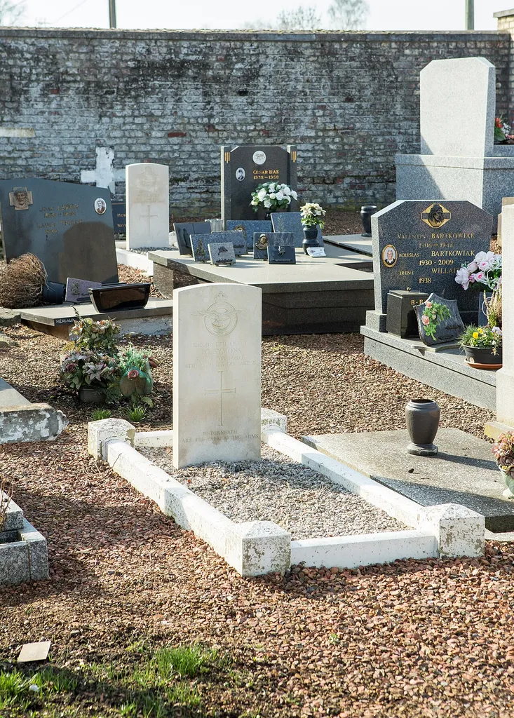 Thivencelle Churchyard