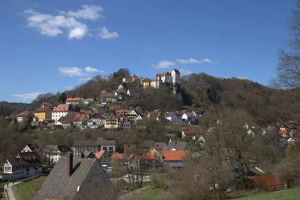 Burg Egloffstein - Ansicht aus östlicher Richtung