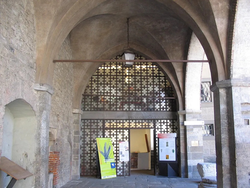Archaeological Museum of Bergamo, entrance. Photo by Giorces.