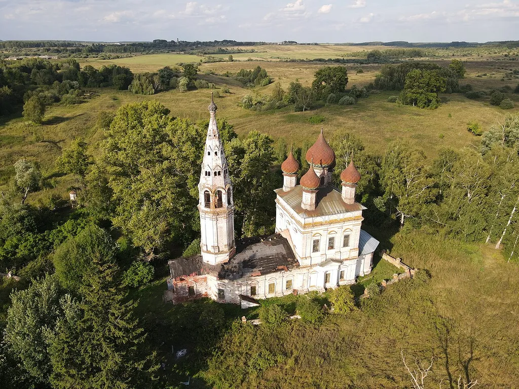 Ансамбль Покровской церкви: Кулиги, Нерехтский район, Костромская область
