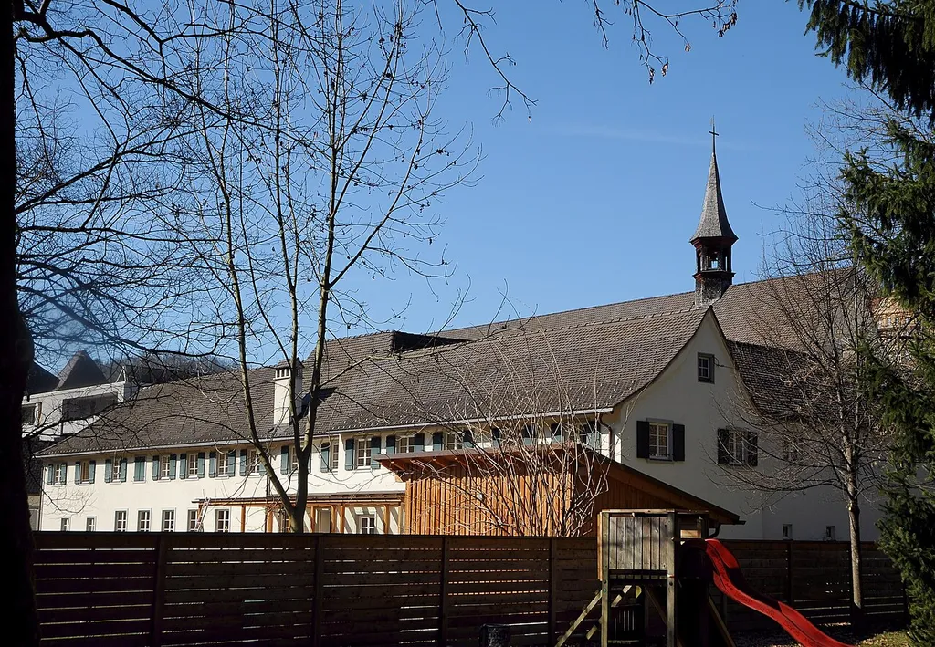 Das Kapuzinerkloster Feldkirch wurde 1602 gegründet. Die Kirche wurde im Jahre 1605 vom Churer Bischof Johann V. Flugi geweiht. Besondere Verehrung genießt der heilige Fidelis von Sigmaringen, der 1621 Guardian in Feldkirch war und 1622 in Seewies ermordet wurde. Fidelis wurde 1746 heiliggesprochen. Der heilige Fidelis ist neben dem heiligem Gebhard der Patron der Diözese Feldkirch.